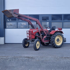 Steyr T84 Exportmodell mit Wendegetriebe und Frontlader
