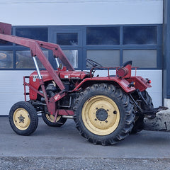 Steyr T84 Exportmodell mit Wendegetriebe und Frontlader