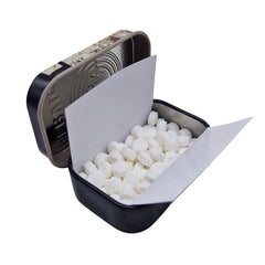 Steyr Metalldose gefüllt mit Pfefferminz geöffnet